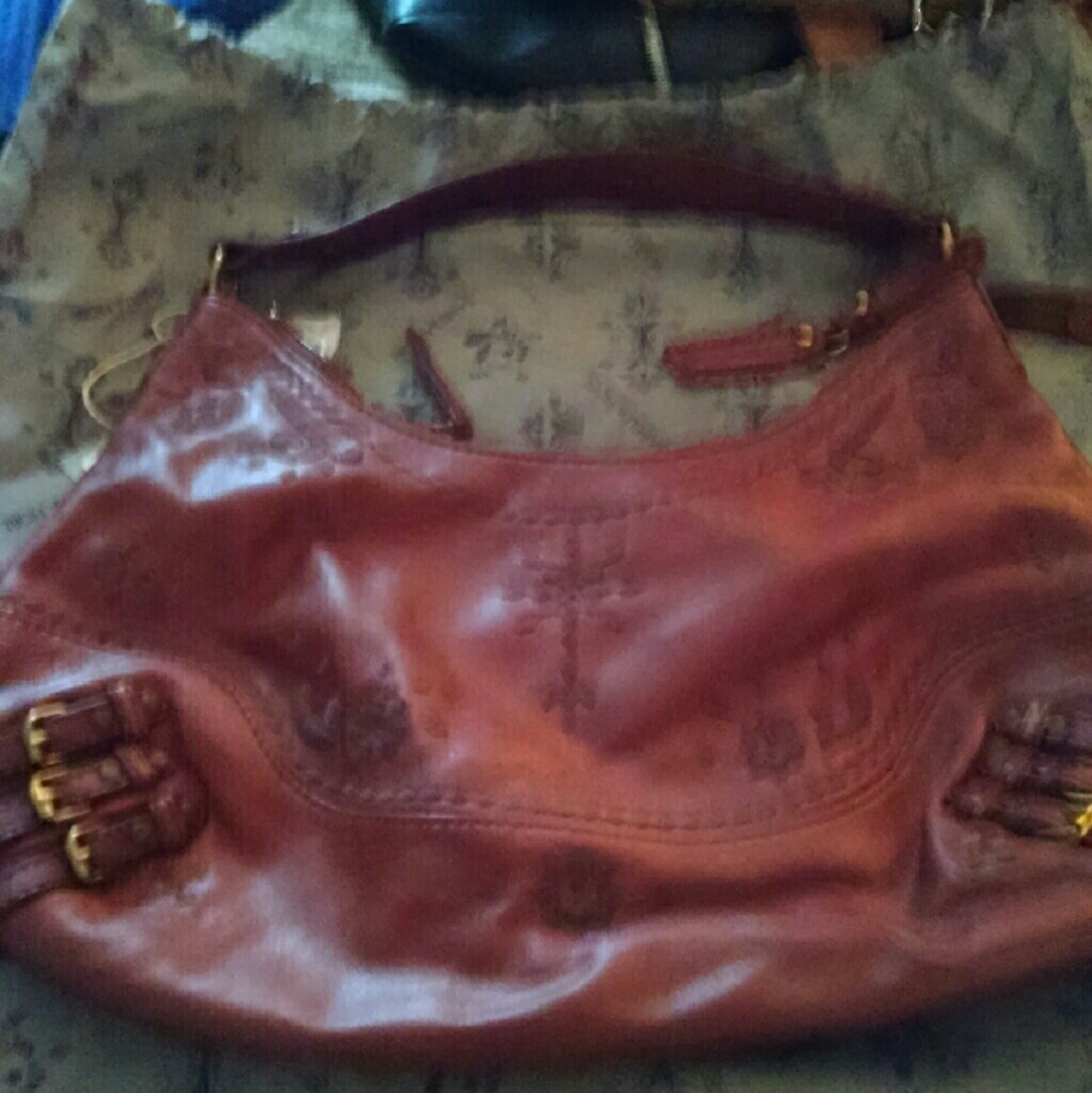 Isabelle Fiore mystic embroidery printed hobo